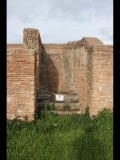 02822 ostia - regio v - insula vi - edificio (v,vi,3) - treppe - bli ri norden - 01-2024.jpg